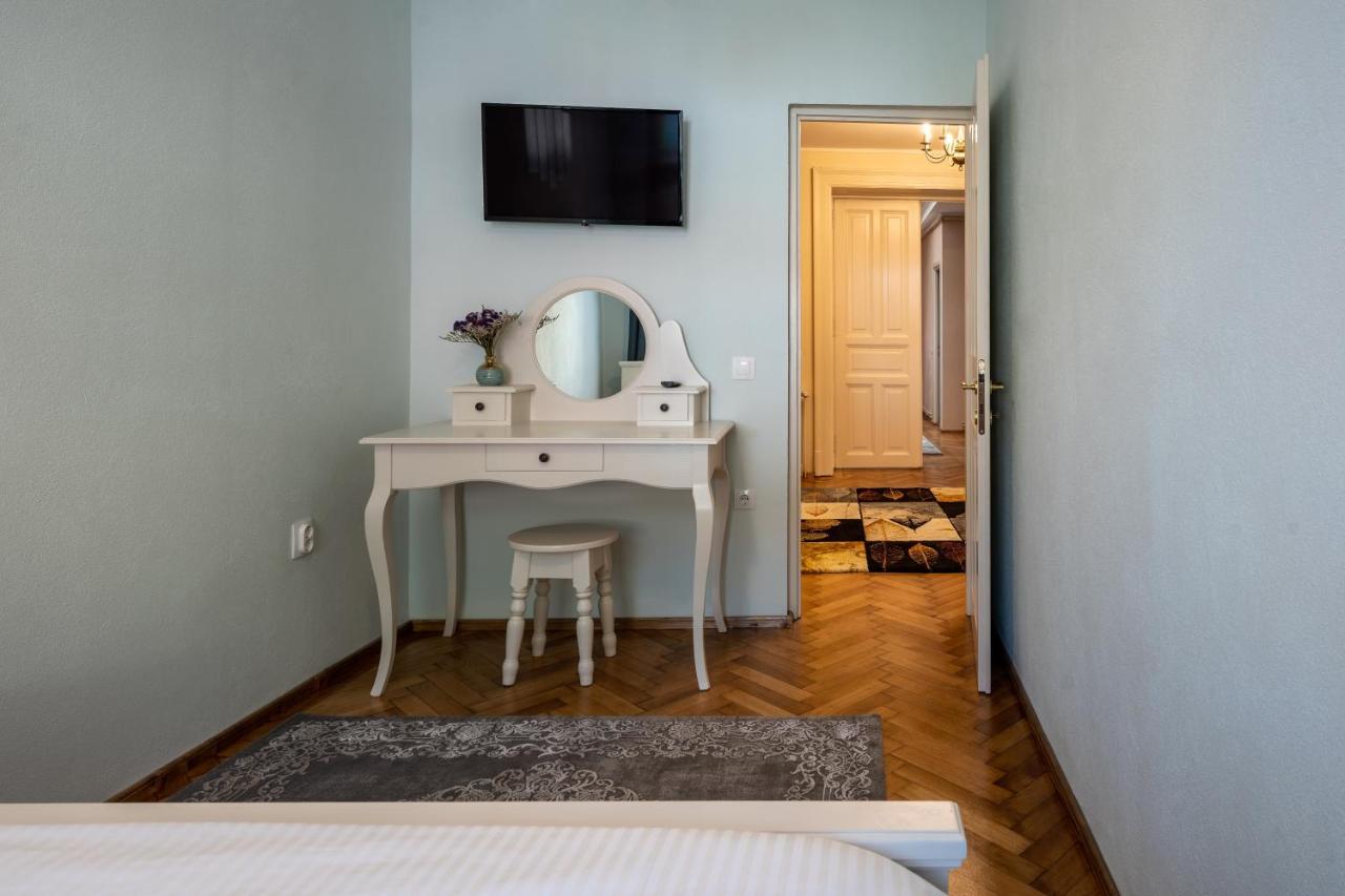 Rendez-Vous Apartment Sighisoara Bagian luar foto